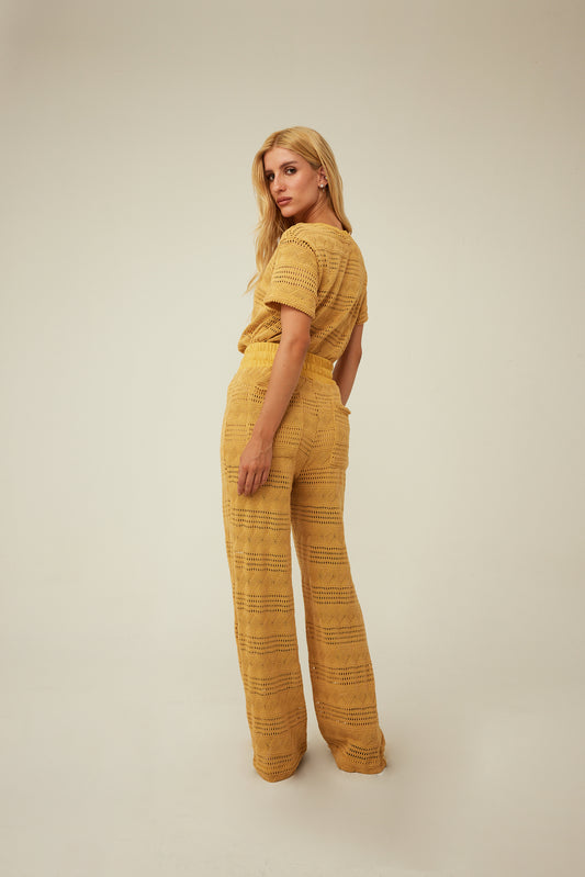 CONJUNTO BLUSA E CALÇA TRICÔ KRONNE