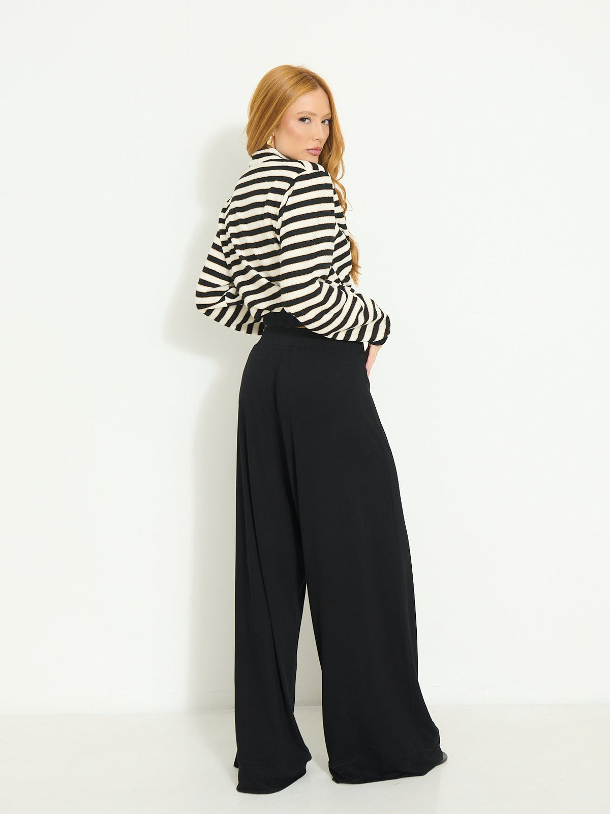 CONJUNTO CASACO LISTRADO E CALÇA CÓS ELASTICO