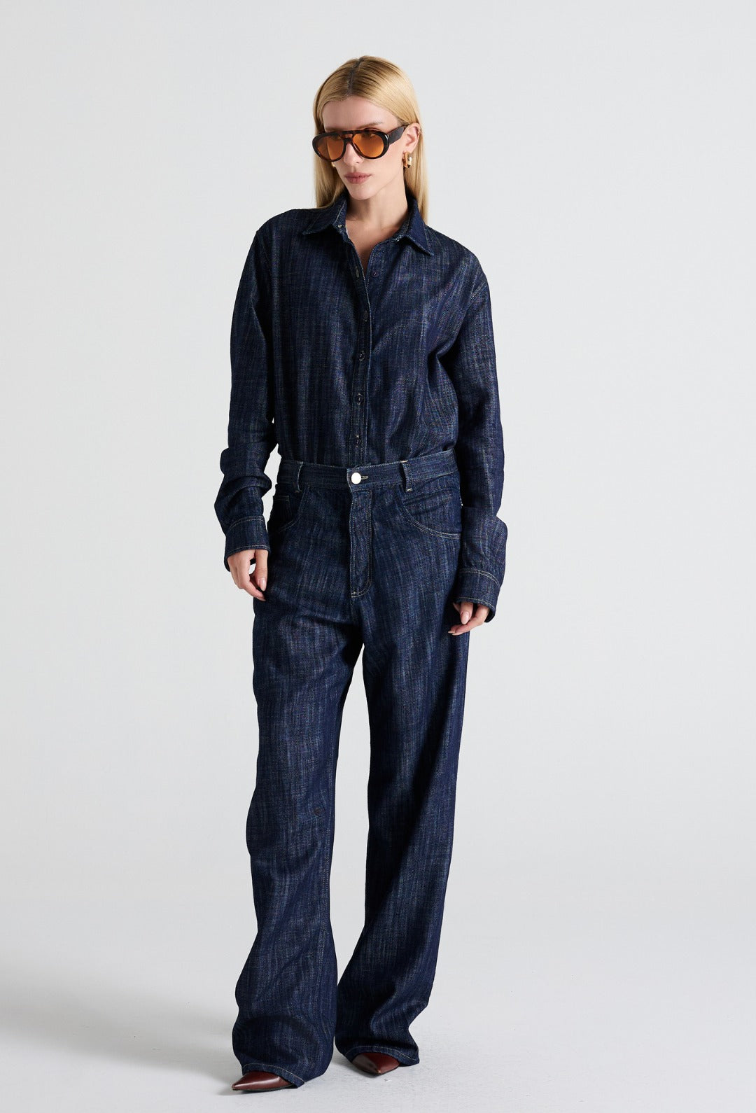 CAMISA COM GOLA E FENDA LATERAL JEANS KRONNE