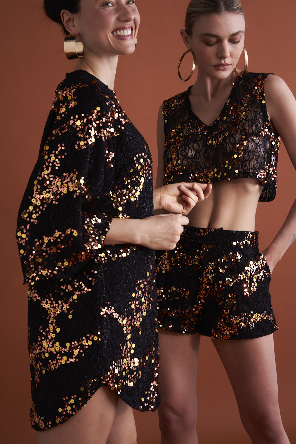 Blusa Cropped Lantejoula - Kronne