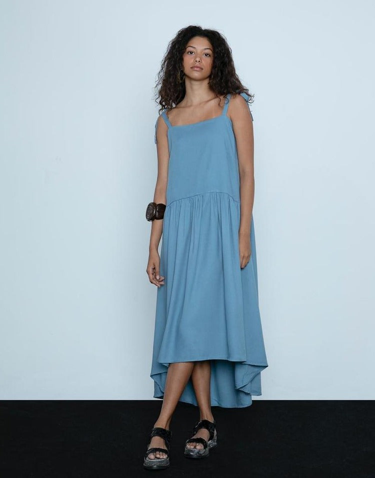 Vestido com Alça Amarrada - Kronne