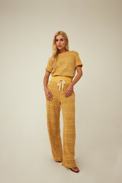 CONJUNTO BLUSA  E CALÇA TRICÔ KRONNE