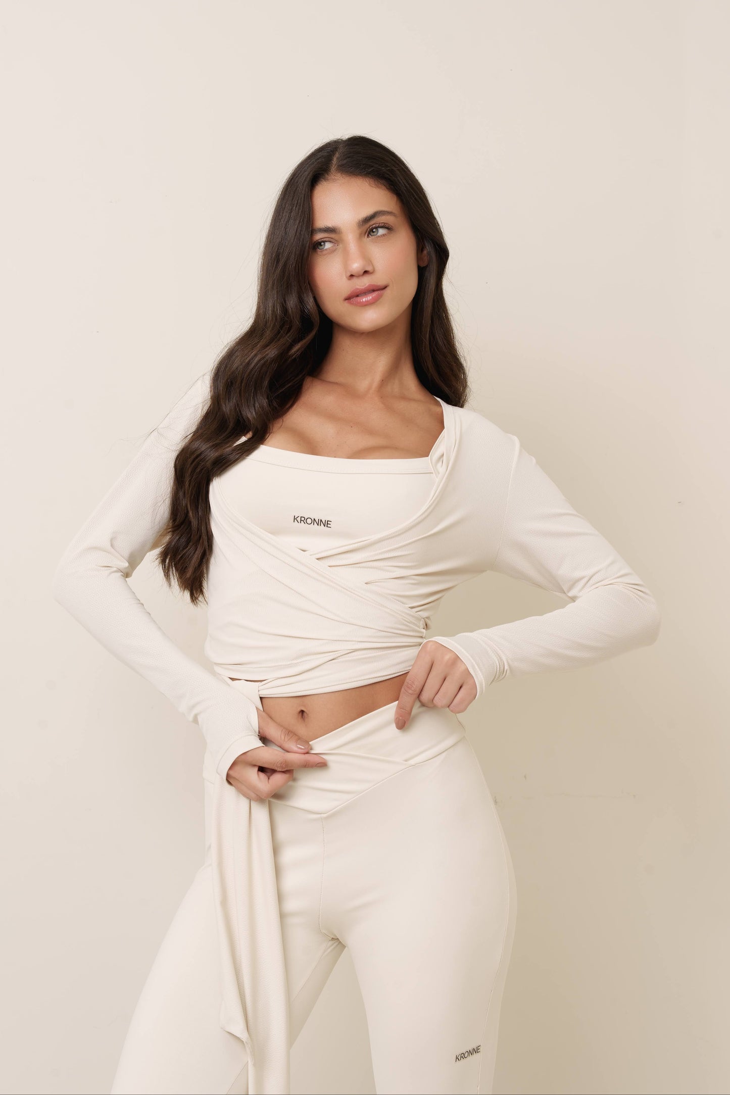 BLUSA CROPPED TRANSPASSADA ESPORTIVA KRONNE
