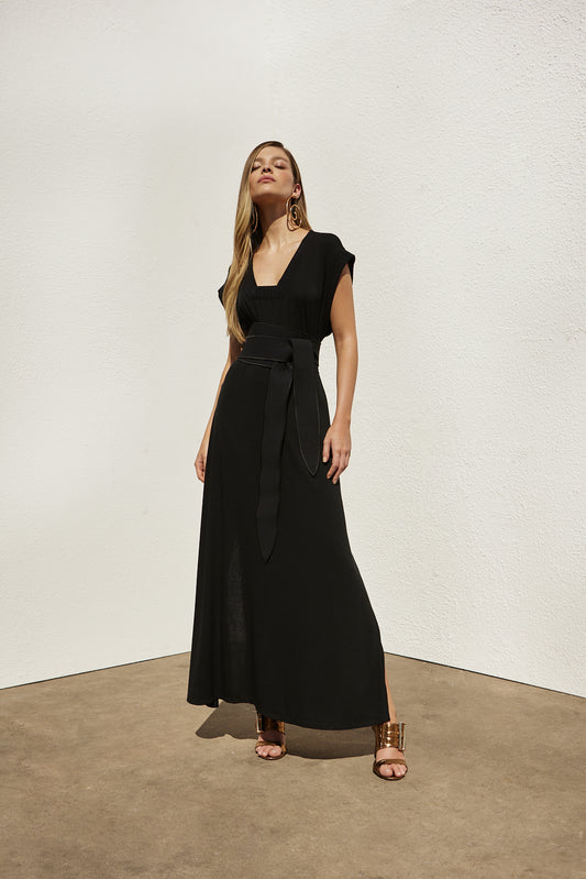 Vestido longo decote