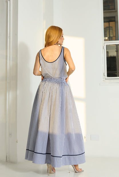 CONJUNTO BLUSA REGATA E SAIA MIDI COM PREGAS