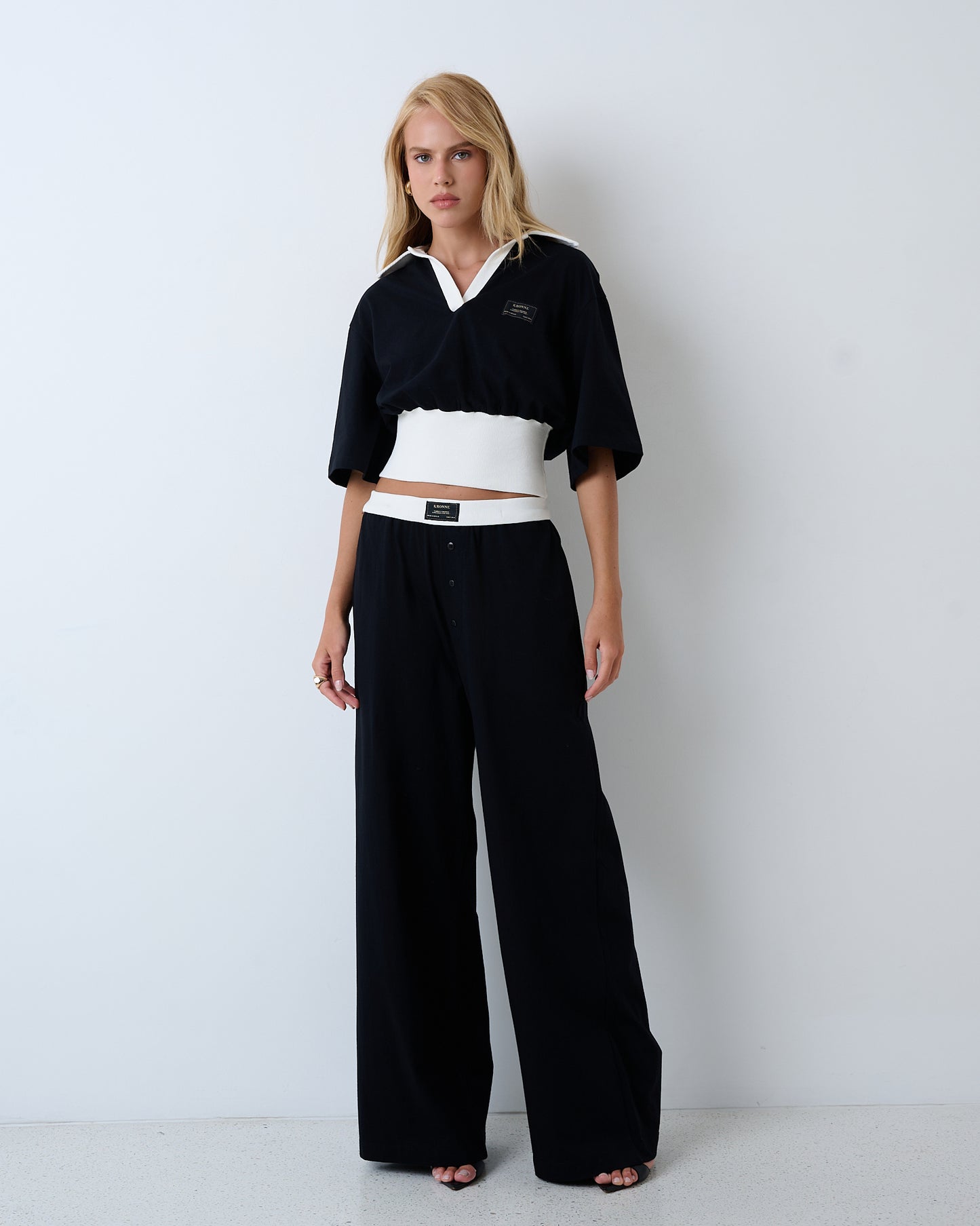 CONJUNTO BLUSA GOLA POLO E CALÇA KRONNE