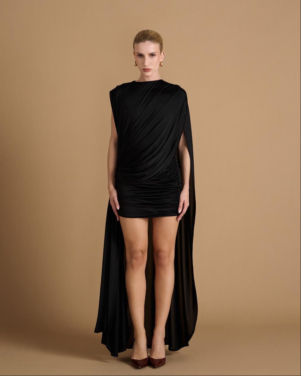 VESTIDO CURTO COM DRAPEADO KRONNE