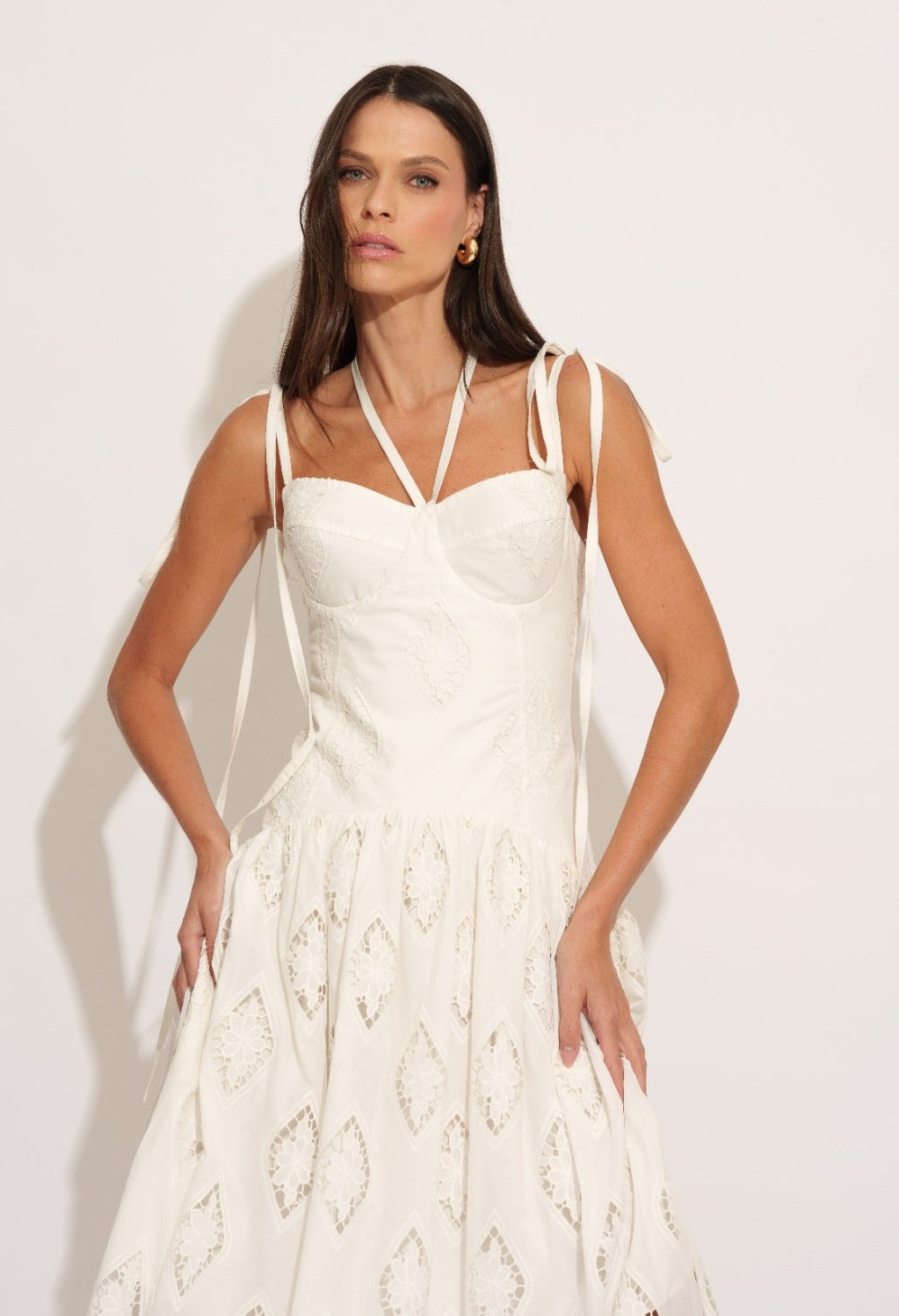 VESTIDO LONGO RECORTES