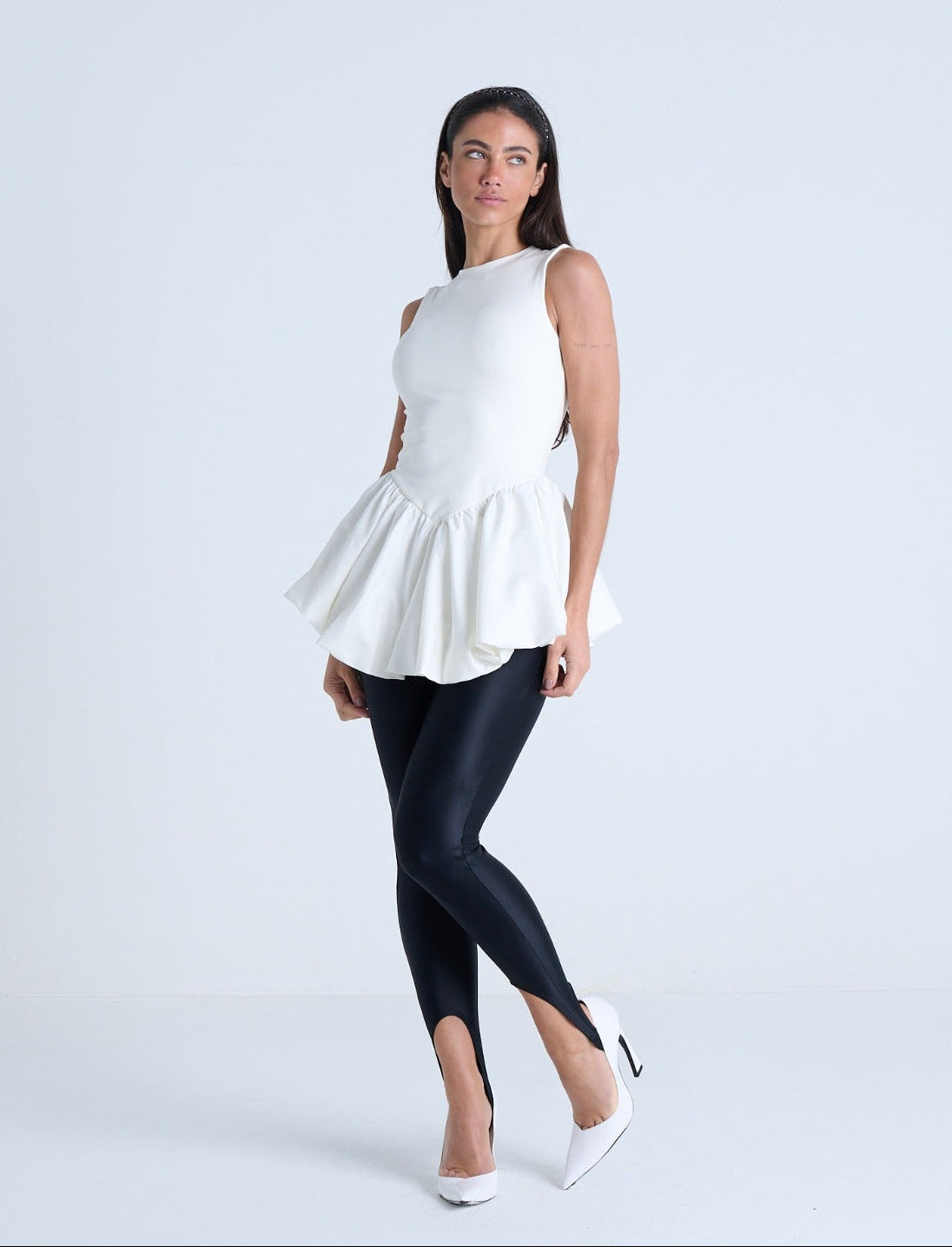 CALÇA LEGGING COM ELASTICO NA PERNA