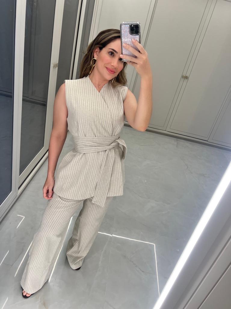 CALÇA LINHO RISCA DE GIZ KRONNE